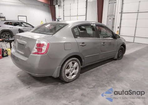 2008 Nissan Sentra 2.0S z USA, uszkodzony, nr VIN 3N1AB61E68L645085